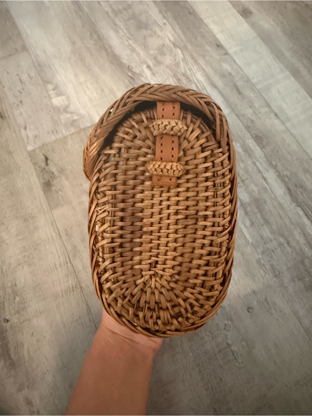 Mini Woven Straw Crossbody Bag - Leather Strap - Picture 11 of 13